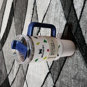 STANLEY LIMITED-EDITION GEO FLOWSTATE QUENCHER H2.0 40 OZ ALL-DAY-HYDRAT…